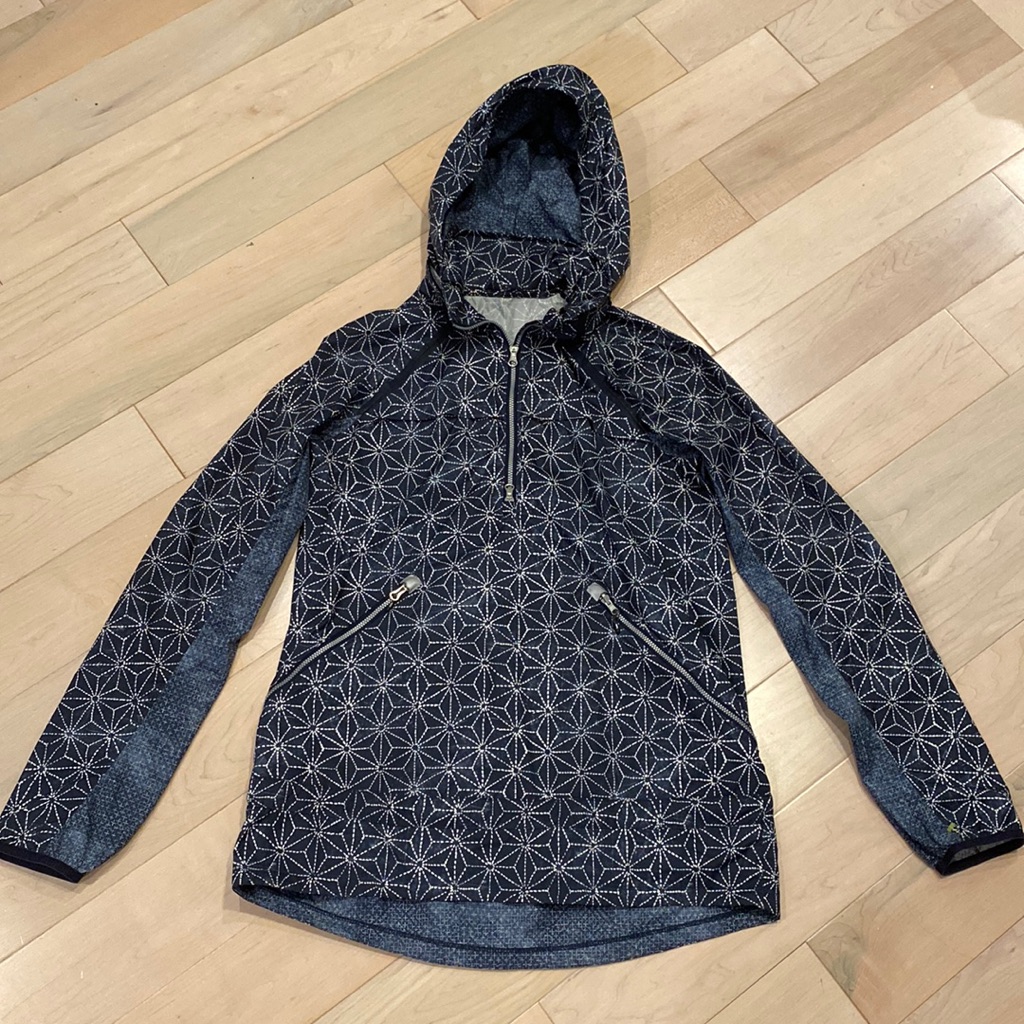 Lululemon Light Hooded Jacket 8